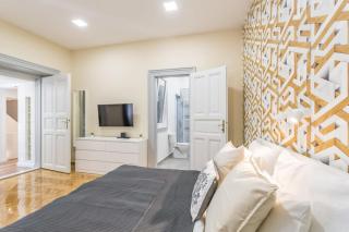 New Central and Convenient Flat - 2