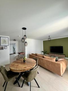 Stilvolles, modernes Apartment mit Sonnen-Balkon - Baden-Baden - 7