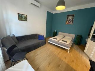 Hedonist Lodge - Budapest - 9