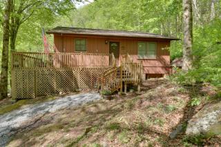 Cozy Whittier Home with Fire Pits Less Than 15 Mi to Hiking! - Whittier - 9