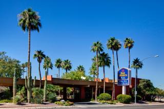 Best Western Royal Sun Inn & Suites - 1
