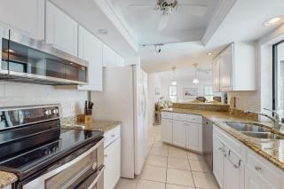 Southern Exposure - Cape Coral - 5