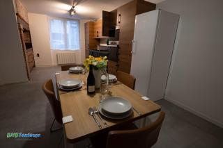 ORBIS - "Le Gaston douillet" - Clim - WiFi - Plein centre - Cour intérieure - 8