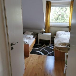 Große Ferienwohnung in ruhiger Lage mit Bergpanorama - Olsberg - 1