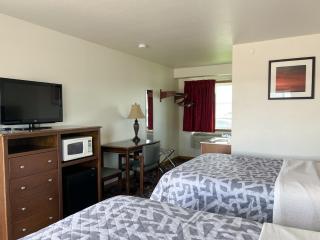 The Hilltop Motel & RV Sites - Selby, SD - Hwy 12, Hwy 83 - Selby - 1
