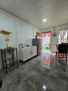 Monkey House - Tortuguero - 7