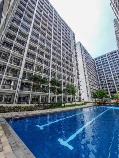 Premier Family Suites newly built condo - Manila - 4