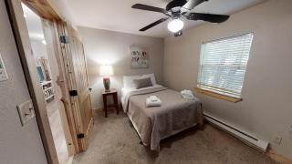 Aspen Chant Cabin - WiFi - Washer - Dryer - Grill - Red River - 1