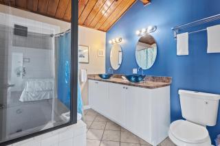 Oceanfront Inn Suite, Ocean and Inlet Views, King Bed, #12 - Fort Pierce - 5