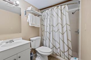 Fort Pierce Oceanfront Inn- Suite- King Bed #6 - Fort Pierce - 3