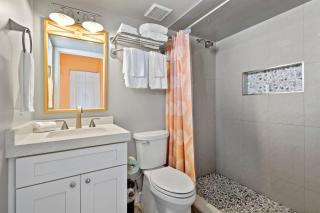 Ocean View Hotel Room with Balcony- 2 Full Beds #24 - Fort Pierce - 7