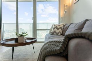 RentX Downtown 2-Bed Suite Gym WiFi - 2