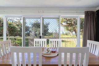 Surfside at Buddina with Direct Beach Access - Buddina - 8