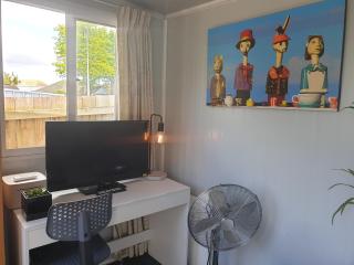 C4 Save money budget affordable cabin with comfort! Cabin 4 - Auckland - 3