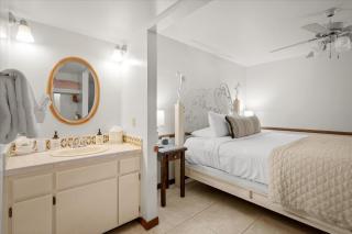 Adobe Village Studio Suite- Country condo - Sedona - 8