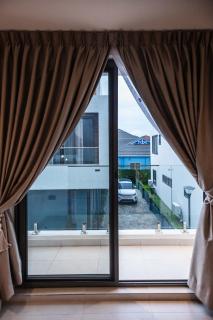 Stylish 2-Bedroom Apartment at East Legon - Ajiringano - 1