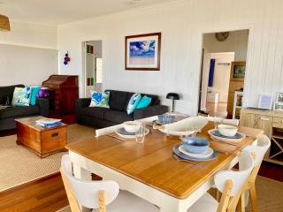 Burrum Beach House-Waterfront-Private Jetty-2BR - Toogoom - 5