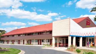 Red Roof Inn PLUS+ Ann Arbor - U of Michigan North - Ann Arbor - 8