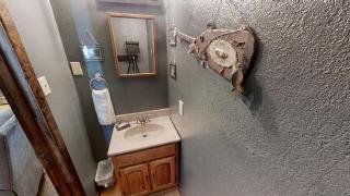 Claim Jumper A-Frame 4 - WiFi - Washer - Dryer - Wood Burning Fireplace - 3