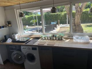 Bas de villa avec piscine privée, grande terrasse, proche village et plage, BBQ, terrain de pétanque - FR-1-726-52 - La Croix-Valmer - 3