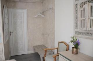 Petite chambre dans maison d'artiste centre ville - Bernay - 2