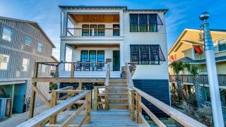 Magnolia in Pawleys Island home by Peace Vacations - 9