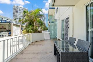 The Midtown - Modern Oasis with EV Charging Pool Netflix - Gold Coast - 4