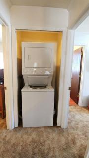 Claim Jumper Townhouse 22 - On The River - Across from the Fishing Ponds - In Town - Near The Ski Area - Fireplace - WiFi - Sate - Red River - 2