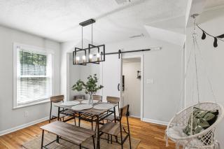 Secluded 3 Bedroom 10 Minutes to Atlanta Airport Self Check In - Atlanta - 4