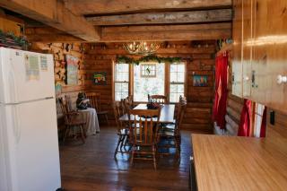 Dwyers Den - Satellite - Wood Burning Fireplace - Washer - Dryer - Semi Secluded - Grill - ATV Trailer Parking - Fire Pit - Kids - Red River - 4