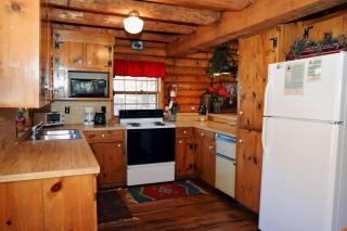 Dwyers Den - Satellite - Wood Burning Fireplace - Washer - Dryer - Semi Secluded - Grill - ATV Trailer Parking - Fire Pit - Kids - Red River - 3