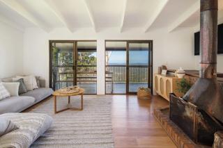 Montville Retreat With Hinterland & Coastal Views - 4
