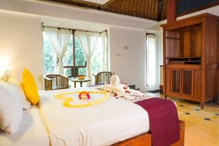 Alam Puri Art Museum and Villas - Darmasaba - 1