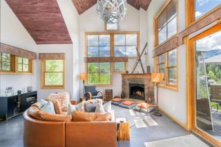 4BR with Hot Tub Walk to Chondola - 5