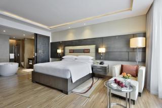 JW Marriott Mumbai Sahar Airport - Bombay - 4