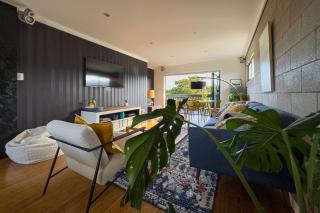 Elegant House Where you Call it Home in Northcote - Auckland - 7