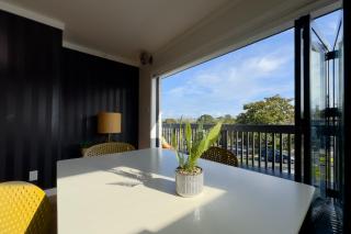 Elegant House Where you Call it Home in Northcote - Auckland - 3