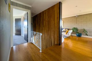 Elegant House Where you Call it Home in Northcote - Auckland - 1
