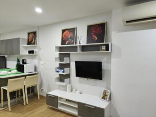 7 Floor - Mountain view Studio room at OZC near Kata beach - Kata Beach - 9