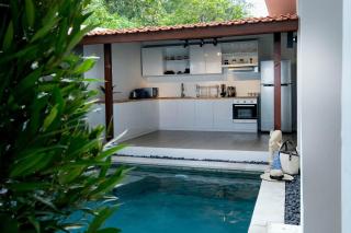 Villa Nusa Dua 4 Bedroom - Pool, 3 Bathrooms - 9