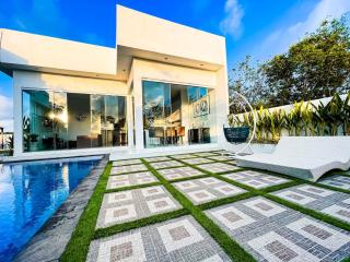 Modern 3BR Villa Pool, Gym, Sauna & Ice Bath - Uluwatu - 1