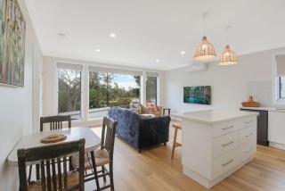 Lake Reflections - Beechworth - 0