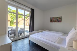 Natura Ferienhaus, Ferienwohnungen in Rhauderfehn , Komfort für Gäste & Firmen ,WLAN & Parkplatz - 9