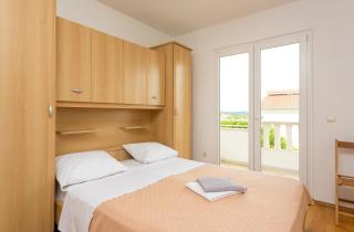 Apartment Mia - Spacious apartment on 85 m2 with beautiful sea view - Trogir - 2
