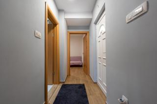 Hillside Apartments - 8