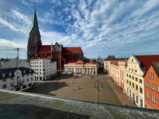 Nr 1 Wundervolles Helles Apartment direkt am historischen Marktplatz 46qm #Cosiness Company 21 - Schwerin - 3