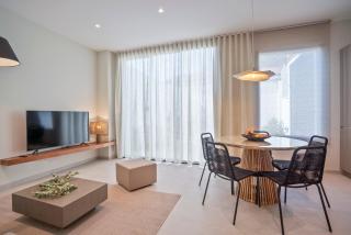 Sitges Spaces Garden Condo-2 Bedrooms, 2 Bathrooms, Garden Terrace, Near center, Sleeps up to 6- Monthly Rentals Only - Sitges - 9