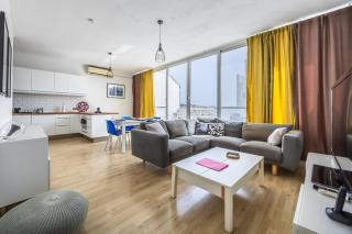 Cosy 2BR Sunlit Penthouse with Large Front Terrace - Close to St Julian's, Sliema, & Valletta - Msida - 2
