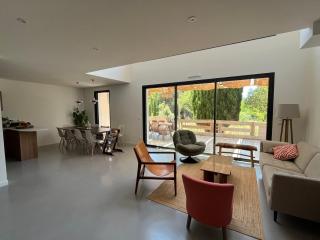 Grande Maison familiale lumineuse avec piscine - 9