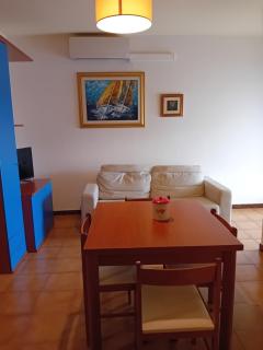 Apartment Elena, centrale, 3km dal mare - 0